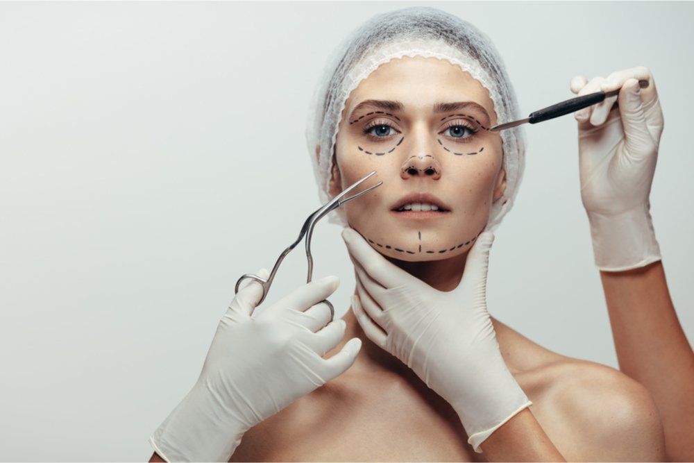 Если не хотите идти к хирургу: вот топ-5 инноваций в косметологии для улучшения внешности